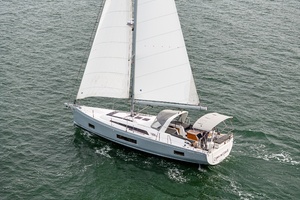 Cypress and Star II 46ft Beneteau Yacht For Sale