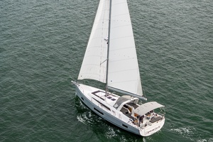 Cypress and Star II 46ft Beneteau Yacht For Sale