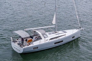 Cypress and Star II 46ft Beneteau Yacht For Sale