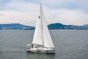 Cypress and Star II 46ft Beneteau Yacht For Sale