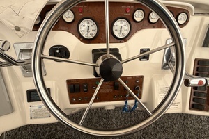 1999 Silverton 422 thumbnail 29