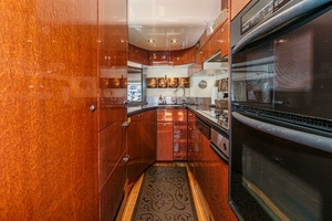 2005 Fairline Yachts thumbnail 20