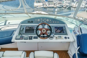 2005 Fairline Yachts thumbnail 10