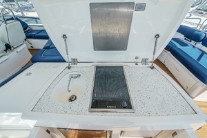 2005 Fairline Yachts thumbnail 12