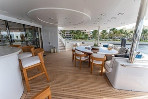 2006 Westport 130 Motoryacht thumbnail 17