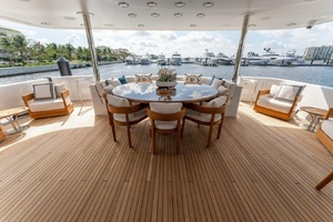 2006 Westport 130 Motoryacht thumbnail 16