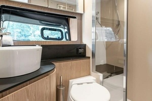 2021 Azimut Atlantis thumbnail 32