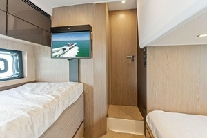 2021 Azimut Atlantis thumbnail 36