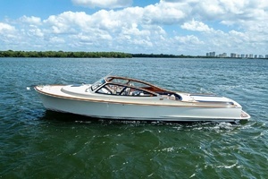2008 Hinckley Talaria 38R thumbnail 3