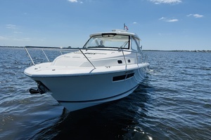  2021 Pursuit OS 355 Yacht For Sale in Ellenton FL