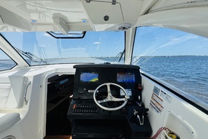 35ft Pursuit Yacht For Sale
