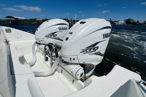 35ft Pursuit Yacht For Sale
