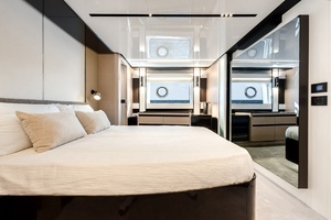2024 Azimut S8 thumbnail 42