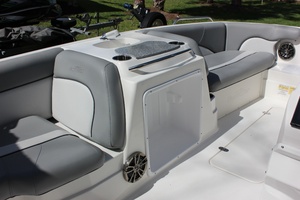 20ft NauticStar Yacht For Sale