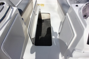 20ft NauticStar Yacht For Sale