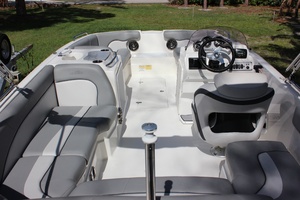 20ft NauticStar Yacht For Sale