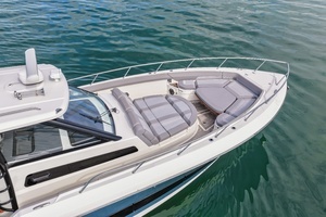 2023 Boston Whaler thumbnail 23