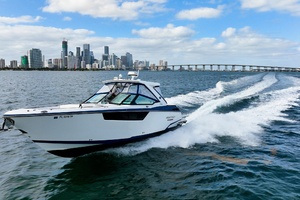 37ft Monterey Yacht For Sale