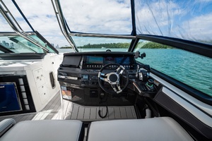 37ft Monterey Yacht For Sale