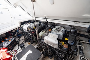 37ft Monterey Yacht For Sale