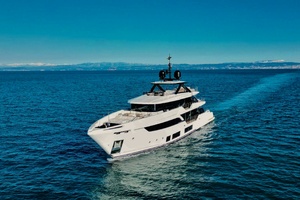 LA VETTA 127ft Custom Line Yacht For Sale