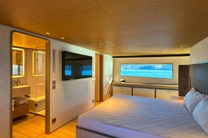 LA VETTA 127ft Custom Line Yacht For Sale