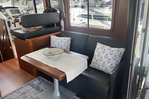 2015 Beneteau Swift Trawler 34 thumbnail 21