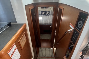 2015 Beneteau Swift Trawler 34 thumbnail 31