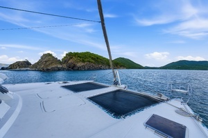 2013 Fountaine Pajot Sanya 57 thumbnail 32