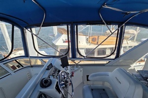 1998 Carver 405 Aft Cabin Motor Yacht thumbnail 22