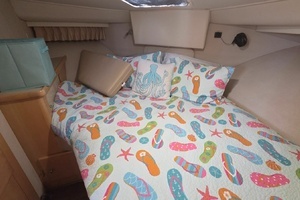 1998 Carver 405 Aft Cabin Motor Yacht thumbnail 49