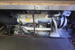 1998 Carver 405 Aft Cabin Motor Yacht thumbnail 60