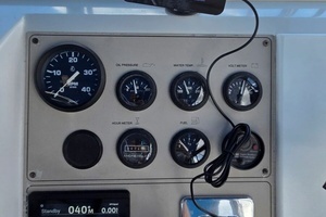 1998 Carver 405 Aft Cabin Motor Yacht thumbnail 18
