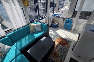 1998 Carver 405 Aft Cabin Motor Yacht thumbnail 7