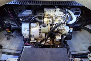 1998 Carver 405 Aft Cabin Motor Yacht thumbnail 62