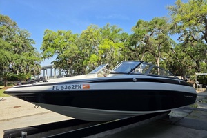 18ft Crownline Yacht For Sale