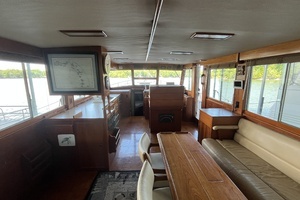 1987 Grand Banks 49 Motor Yacht thumbnail 23