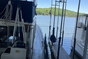 1987 Grand Banks 49 Motor Yacht thumbnail 8