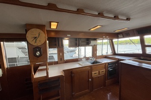 1987 Grand Banks 49 Motor Yacht thumbnail 26