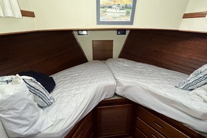 1987 Grand Banks 49 Motor Yacht thumbnail 49