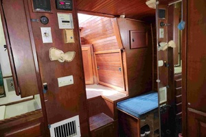 Margaritaville 39ft Bruce Roberts Yacht For Sale