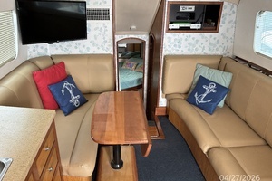 2005 Luhrs Convertible thumbnail 18