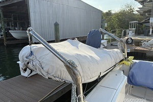 2005 Luhrs Convertible thumbnail 13