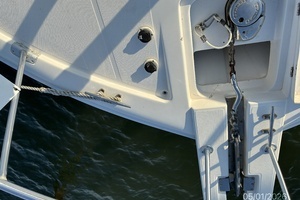 2005 Luhrs Convertible thumbnail 6