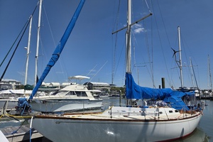 Sabrina 40ft Hinckley Yacht For Sale