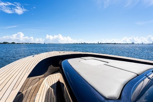 ELISIA Worth Avenue Yachts