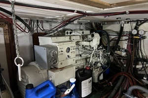 1982 Gulfstar 48 Aft Cabin thumbnail 17