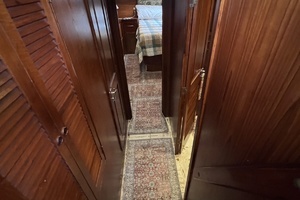 1982 Gulfstar 48 Aft Cabin thumbnail 22