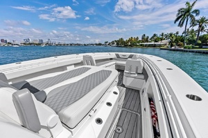 LOONEY TUNE 43ft Invincible Yacht For Sale