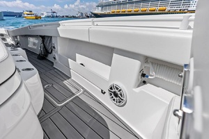 LOONEY TUNE 43ft Invincible Yacht For Sale